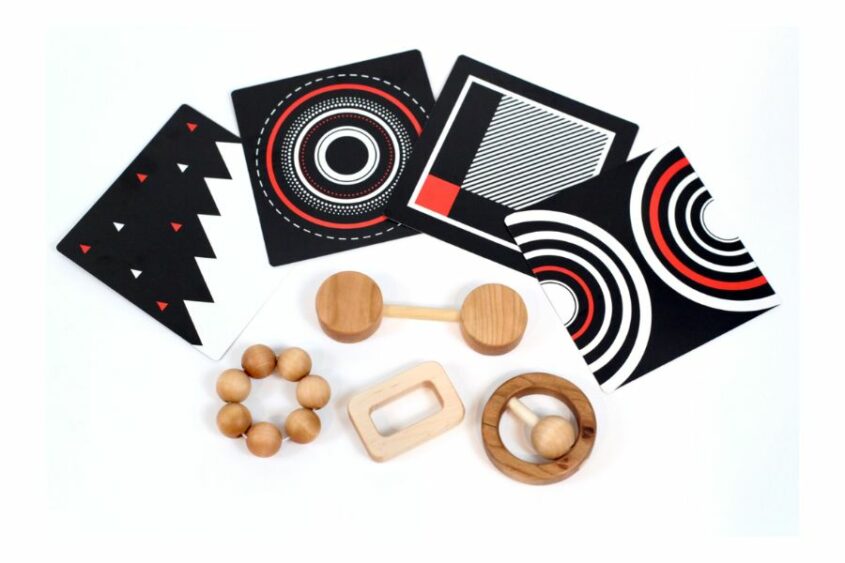 The 18 Best Montessori Toys For Early Learning (Arranged By Age)